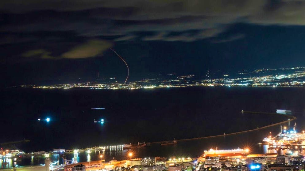 ARCHIVE - The Israeli Iron Dome missile defense system fires to intercept missiles fired from Lebanon. Photo: Francisco Seco/AP/dpa