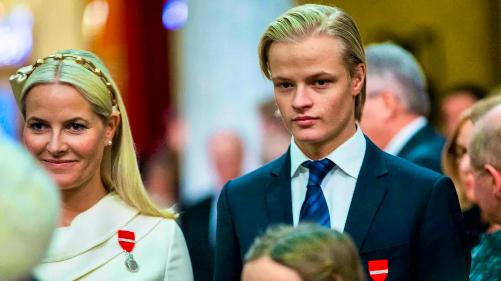 Now Crown Princess Mette-Marit talks about her son's problems | blue News