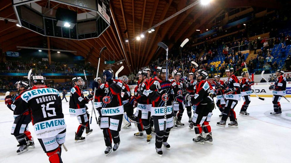 Team Canada will Schweizer Siegserie brechen - Gallery. Schöne Erinnerungen: 2012 tanzte Fribourg-Gottéron bis in den Halbfinal, nun kehrt man in einer sportlich schwierigen Situation nach Davos zurück