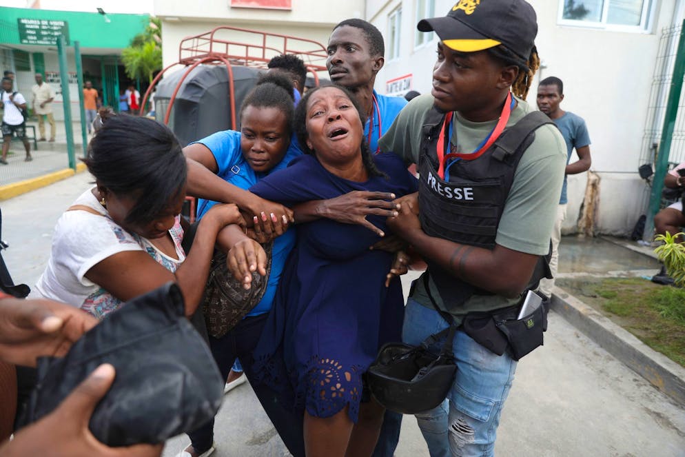 Tödlicher Angriff auf Haitis Generalkrankenhaus - Gallery. Die Gewalt in Haiti has offered the Generalkrankenhaus of Port-au-Prince more options.