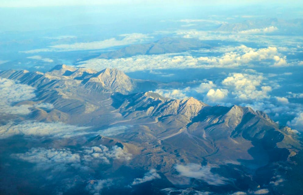 The two men were climbing in the Italian mountain massif Gran Sasso on Sunday.