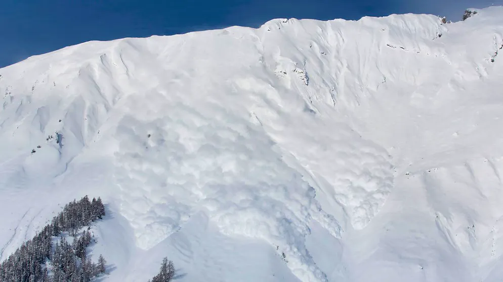 Avalanche/Glissement de terrain: Savoie: appel à la vigilance après une série d'avalanches | blue News