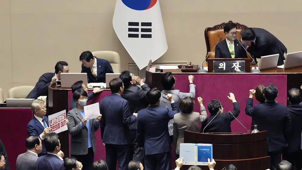 Les députés sud-coréens ont voté la destitution du président par intérim Han Duck-soo, l'accusant d'avoir "activement participé à l'insurrection" après la tentative avortée de son prédécesseur d'instaurer la loi martiale le 3 décembre.