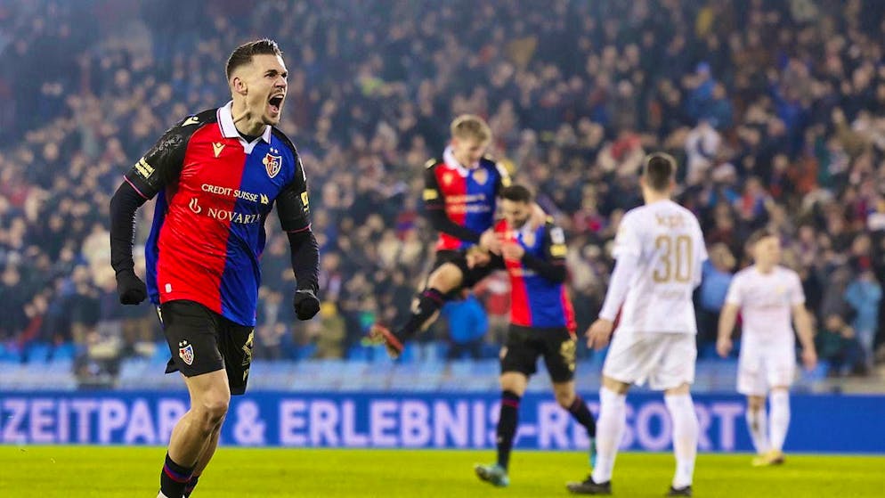 Benjamin Kololli moves from the Rhine knee to Valais