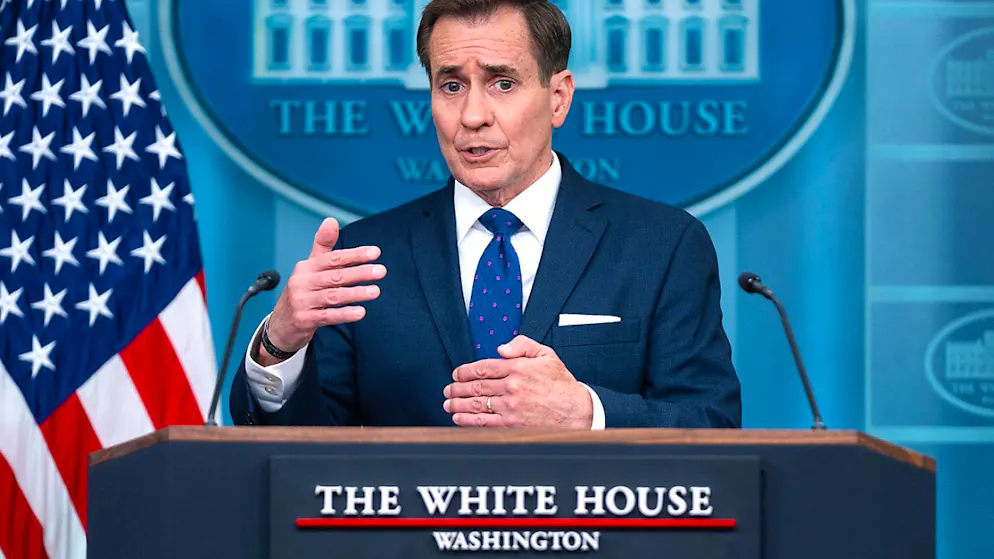 ARCHIV - John Kirby, Kommunikationsdirektor des Nationalen Sicherheitsrates, spricht bei einem Pressebriefing im Weißen Haus. Foto: Evan Vucci/AP/dpa