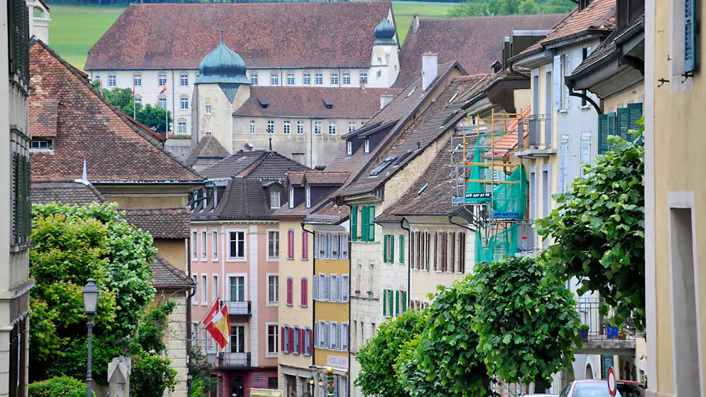 Uno scorcio della città vecchia di Porrentruy (JU).