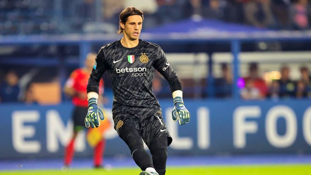 Yann Sommer hält den Kasten rein und spielt mit (Archivaufnahme)