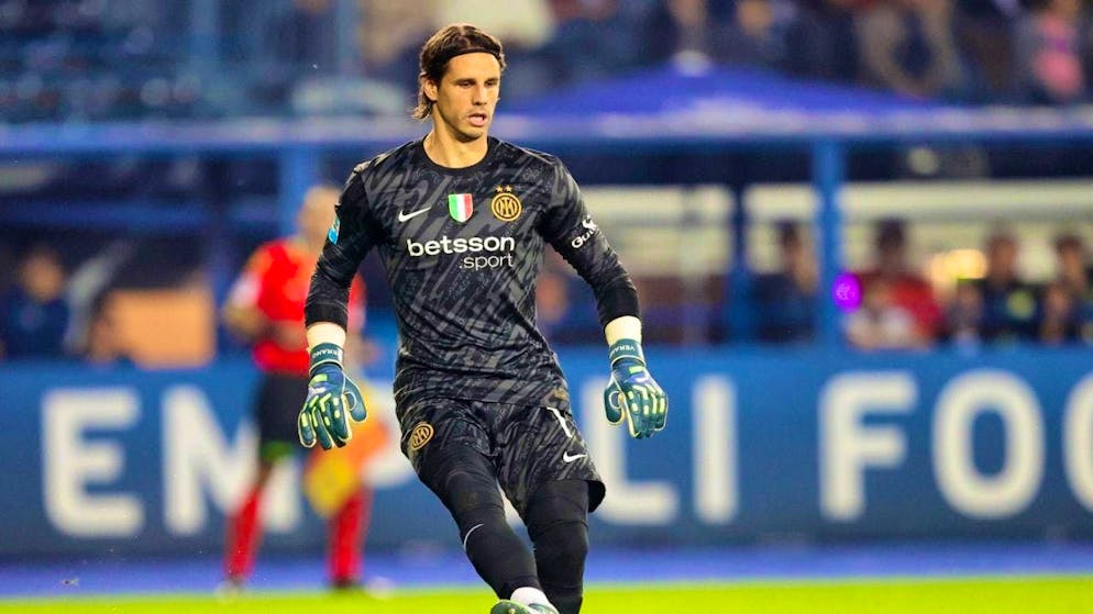 Yann Sommer keeps the box clean and plays along (archive photo)