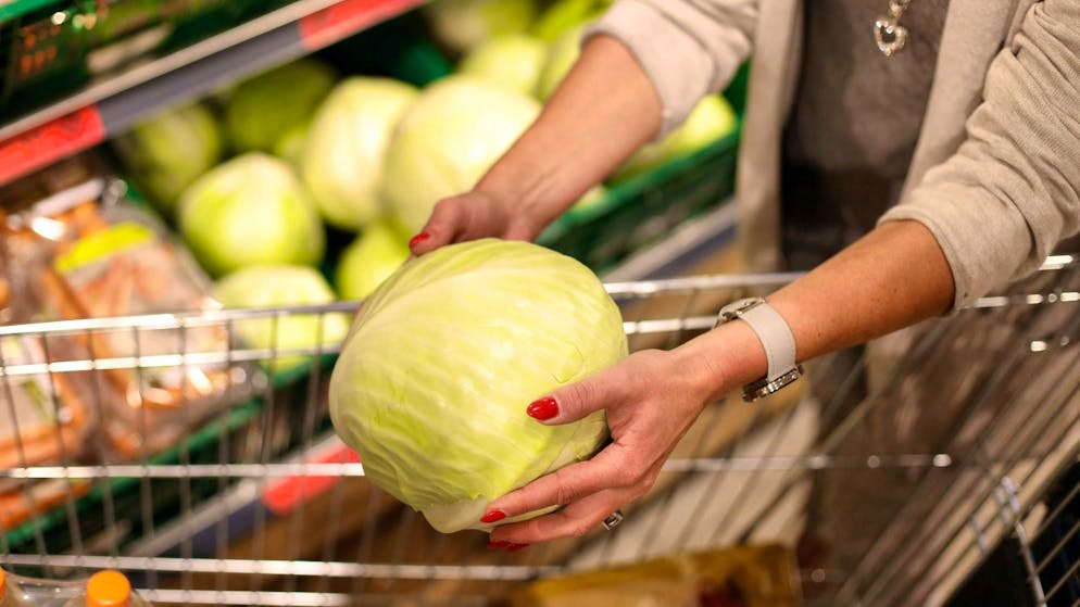«Peggio che in aeroporto». Clienti frustrati dai controlli delle borse della spesa nei discount svizzeri