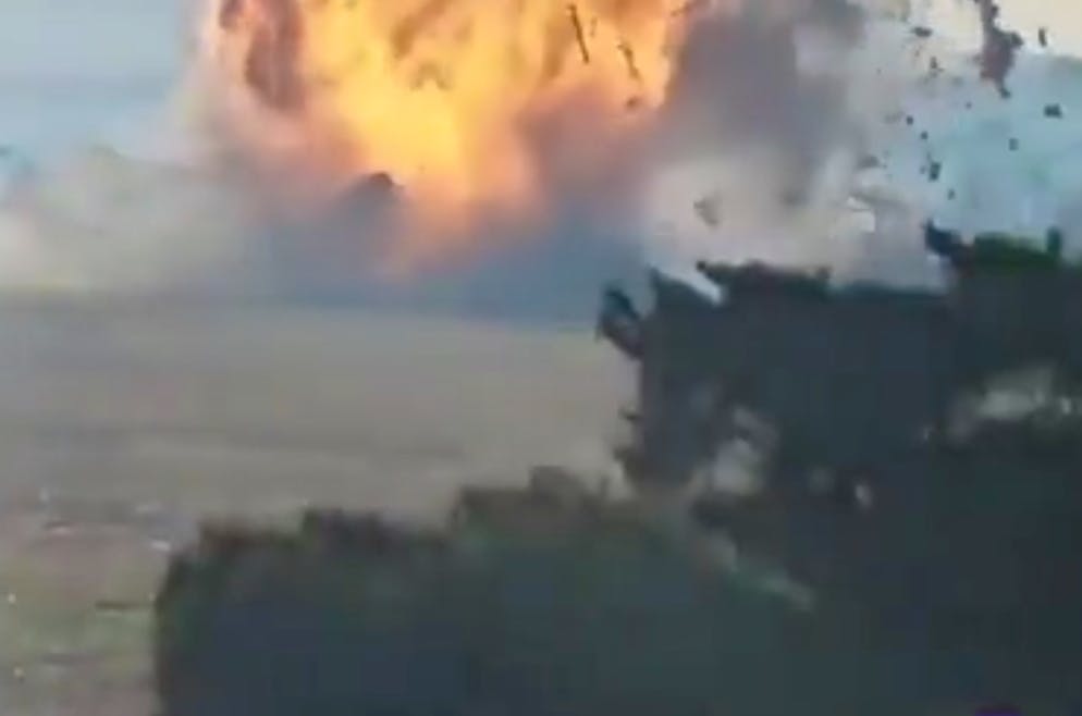 Flugzeugunglück in Südkorea. Bilder zeigen Explosion des Triebwerks auf Social Media.