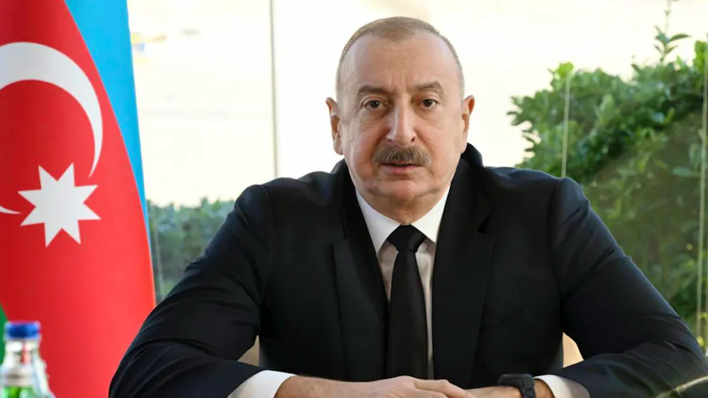 Il presidente dell'Azerbaijan, Ilham Aliyev, accusa Mosca di aver colpito l'aereo della compagnia azera precipitato quattro giorni fa.
