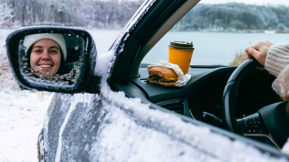 Alimentazione. Ecco 5 idee per snack salutari durante i lunghi viaggi in auto