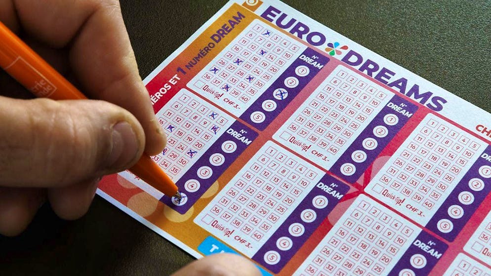 Only the dream number 3 was missing on Monday for the main prize. This consists of a monthly payment of 22,222 francs for 30 years. To win this, the six correct numbers and the dream number must match. (archive picture)