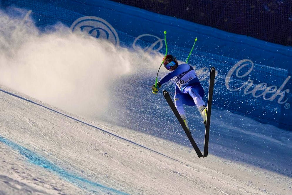 Guglielmo Bosca falls on December 5 and breaks his fibula.