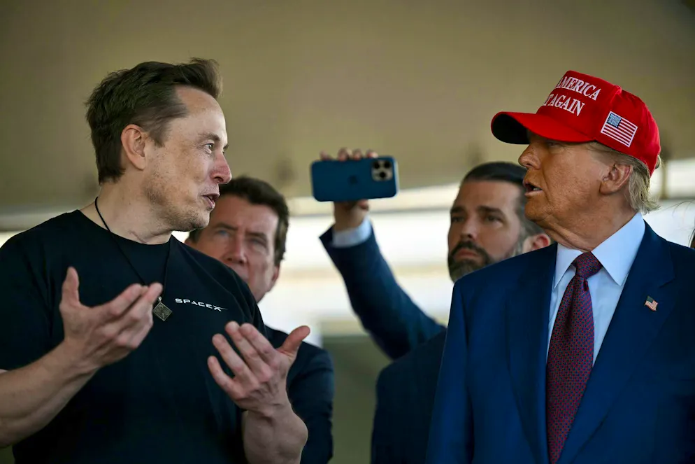 Praticamente migliori amici? Il miliardario tecnologico Elon Musk e il presidente eletto degli Stati Uniti Donald Trump.