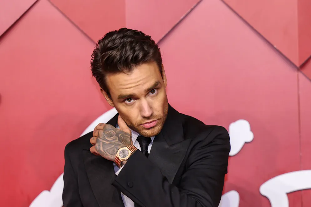 Fünf Anklagen wegen Tod von Popstar Liam Payne - Gallery. Im Zusammenhang mit Liam Paynes Tod wird drei Menschen fahrlässige Tötung und weiteren zwei Angeklagten die Beschaffung von Drogen vorgeworfen.
