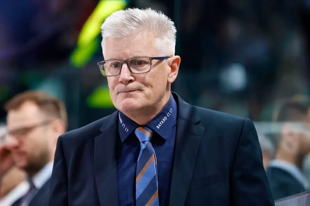 L'allenatore Marc Crawford abbandona la carica per motivi di salute.