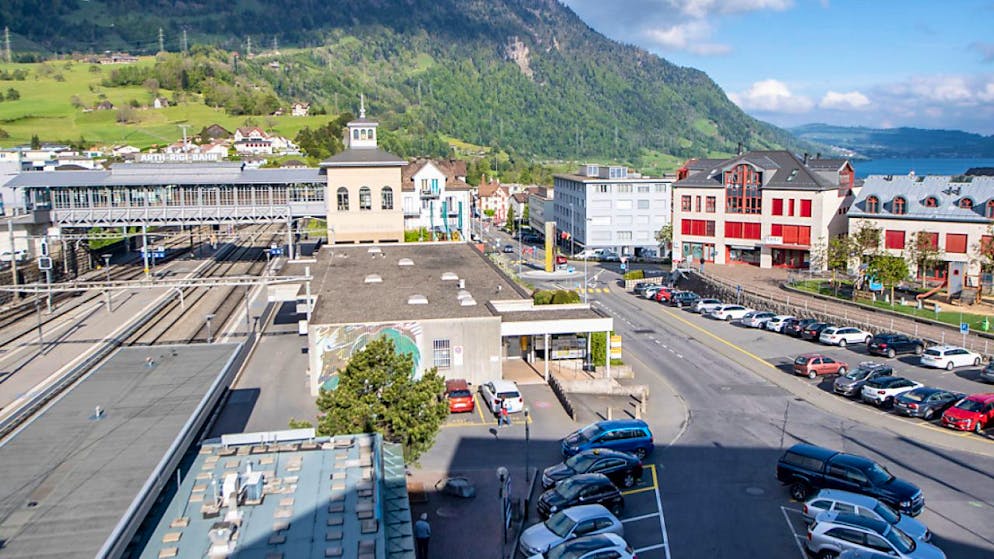 Die Entwicklung rund um den Bahnhof Arth-Goldau beschäftigt die Gemeinde seit vielen Jahren. (Archivbild)