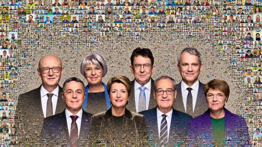 The new Federal Council photo shows the national government and the Federal Chancellor surrounded by over 1,000 people from all over Switzerland.