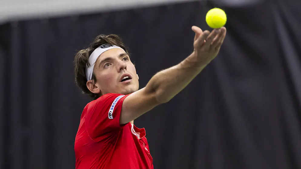 Marc-Andrea Hüsler trahi par son service à Hong Kong.