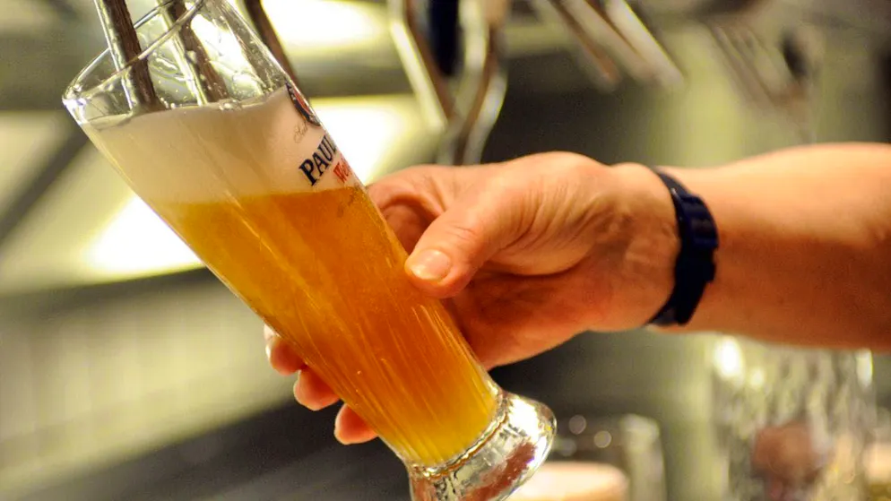 German breweries did not sell as much beer as hoped in 2024 either. (archive image)