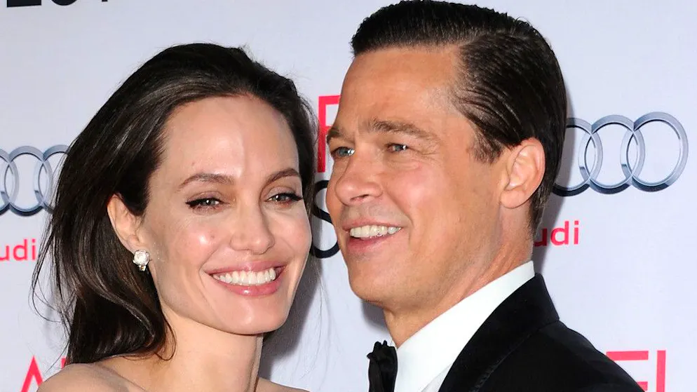 Brad et Angelina. Après huit ans de guerre, ils divorcent enfin!