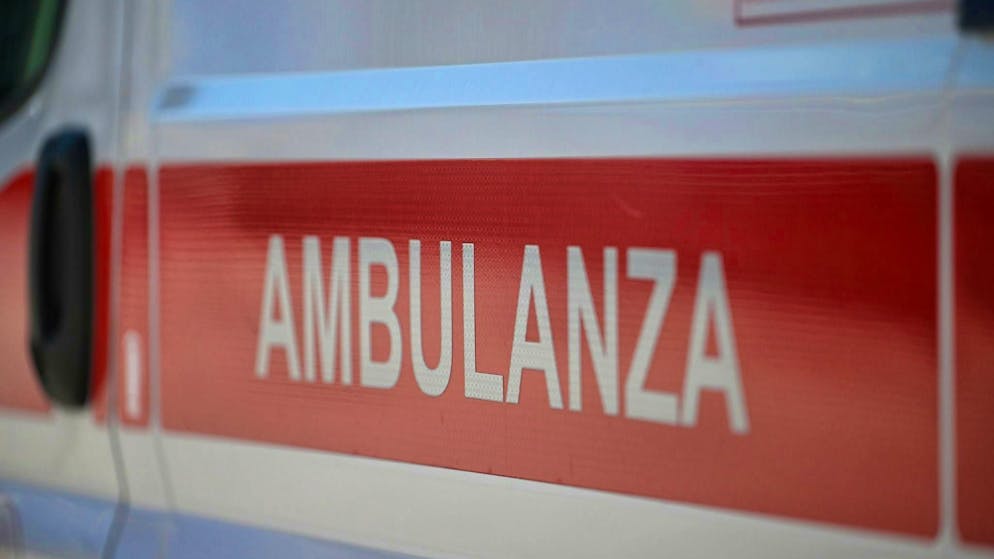 The victims of the knife attack were taken to hospital, but their lives are probably not in danger. (archive picture)