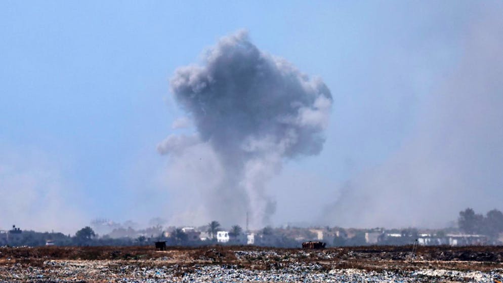 Medio Oriente. I raid israeliani colpiscono il campo profughi Bureij e la città di Jabalia