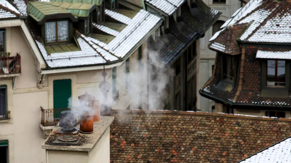 les particules fines dites PM10 (imputables aux cheminées à bois, gaz d'échappement, rejets industriels ou agricoles...) avaient atteint des seuils alarmants dans la vallée. (illustration).