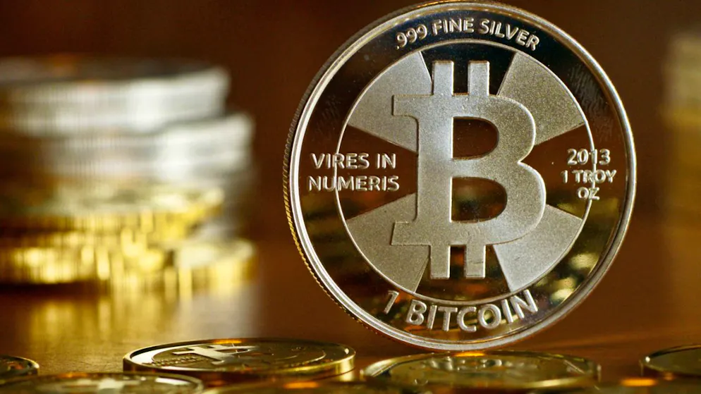 Die Kryptowährung Bitcoin erreichte am 17. Dezember bei 108'364 Dollar seinen Höchststand. Kurz darauf kam er unter Druck. (Archivbild)