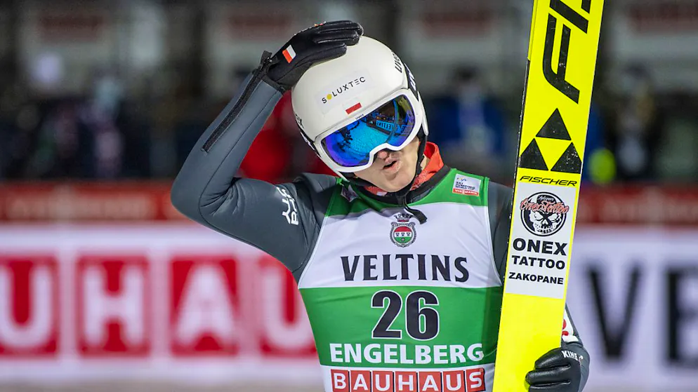 Der polnische Skispringer Andrzej Stekala bei einem Wettbewerb in Engelberg OW im Jahr 2020. (Archivbild)