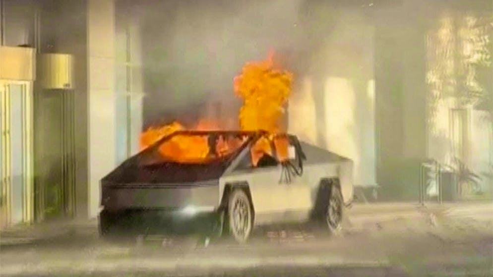 dpatopbilder - SCREENSHOT - The Tesla Cybertruck that exploded in front of President-elect Trump's hotel in Las Vegas. Photo: Uncredited/Alcides Antunes/AP/dpa - ATTENTION: For editorial use only until 15.01.2025 in connection with current reporting and only with full attribution of the above credit