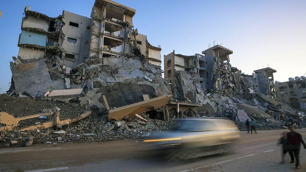 Si continua a morire a Gaza.