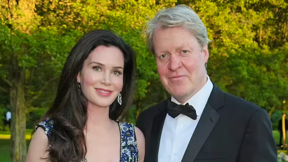 Prinzessin Dianas kleiner Bruder. Charles Spencer hat Affäre und trennt sich per SMS von Ehefrau