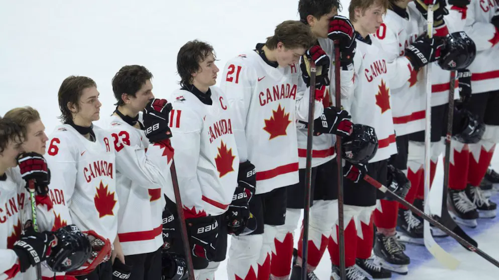 Enttäuschte Kanadier nach der Viertelfinal-Niederlage gegen Tschechien an der heimischen U20-WM