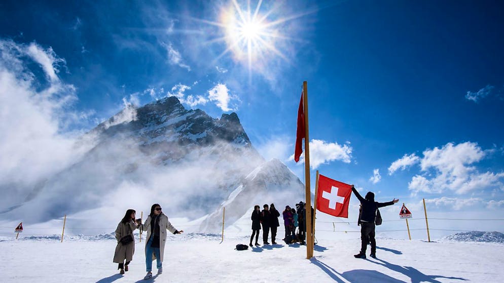 Im Jahr 2024 sind erneut mehr als eine Million Menschen auf das Jungfraujoch gereist. Und dank guter Schneeverhältnisse im Skigebiet verzeichnet die Jungfrau-Region einen Rekordstart in die Wintersaison 2024/25.(Archivbild)