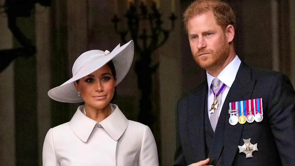 «Les vilains». Des ex-employés et des voisins critiquent Harry et Meghan