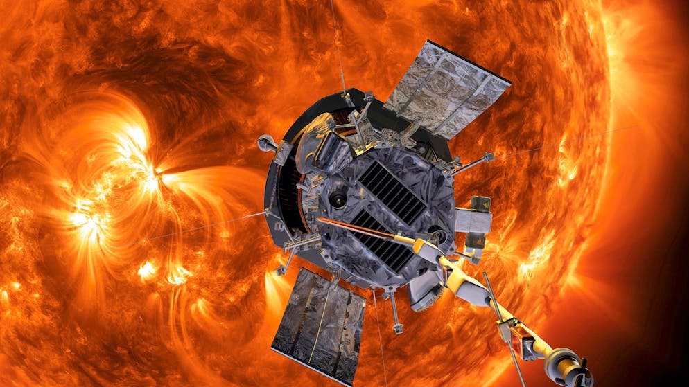 Die Computergrafik zeigt die «Parker Solar Probe»-Sonde auf dem Weg zur Sonne. (Handout)