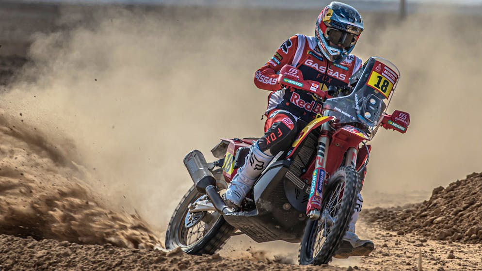 Daniel Sanders a remporté samedi la 1re étape du rallye-raid en Arabie saoudite.