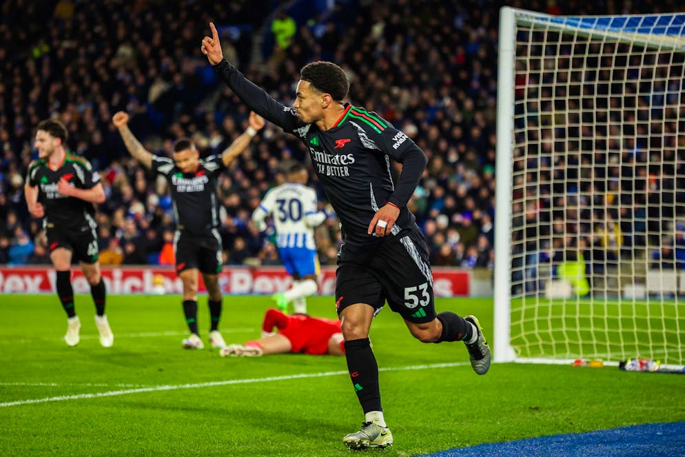 Der jüngste Spieler im englischen Kader beeindruckt mit seiner Spielintelligenz und Technik. In der Premier League sammelte er bereits wertvolle Erfahrungen und gilt als eines der grössten Talente Englands.