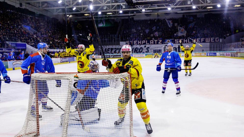 Der SC Bern schaffte in Kloten im Schlussdrittel die Wende zum Sieg
