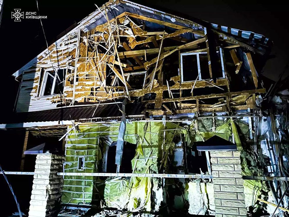 Den ganzen Freitag über gab es russische Luftangriffe auf die Ukraine.