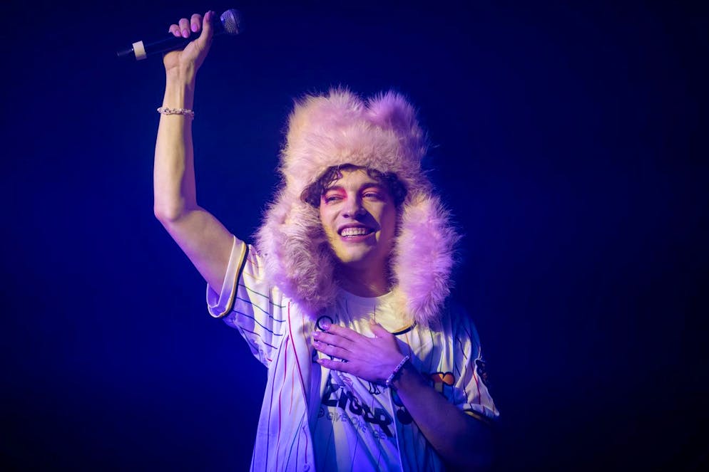 Nemo durante un concerto.