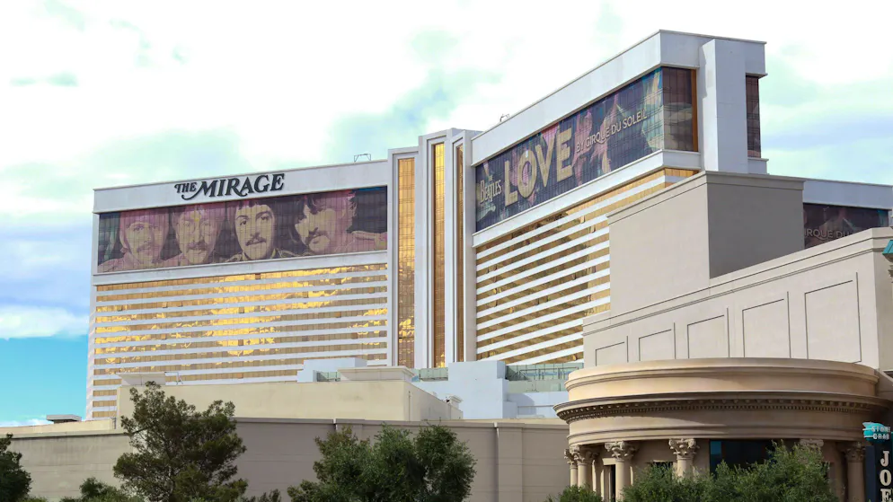 Siegfried und Roys Vermächtnis weicht einem Mega-Projekt. Das «Mirage»-Hotel ging letztes Jahr im Juli 2024 zu, dort soll nun ein «Hard Rock Hotel & Casino» entstehen.