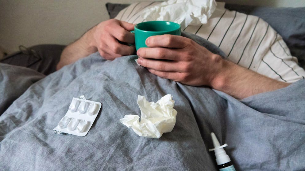 Wegen Ärztemangels hat der italienische Dorfbürgermeister Antonio Tarchia das Kranksein kurzerhand verboten.