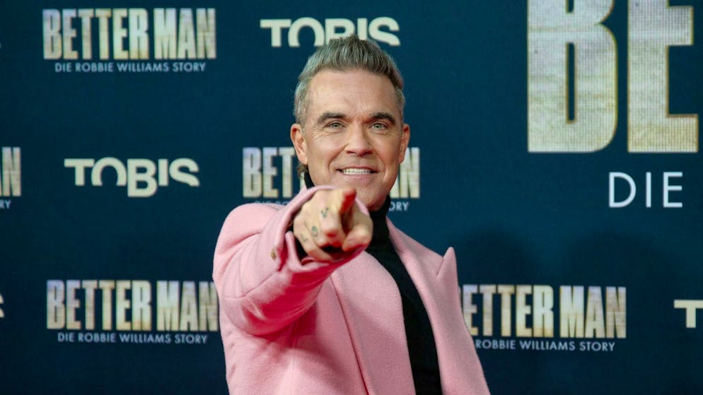 «Visti d'oro» in piena espansione. In Svizzera i ricchi stranieri, come Robbie Williams, acquistano il diritto di soggiorno