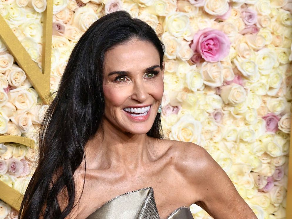 Demi Moore a prononcé un discours puissant au moment de recevoir son premier Golden Globe le 5 janvier (25) à Los Angeles.