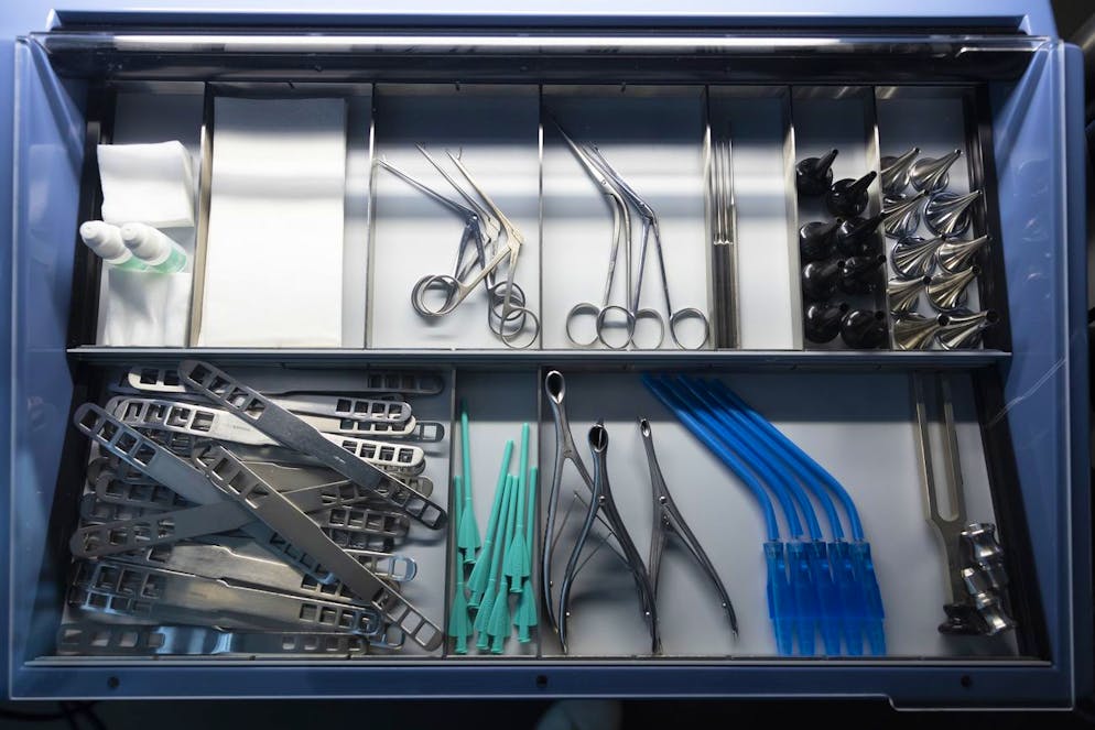 Eine Schädeloperation in Lausanne zog für eine Frau weitreichende Konsequenzen mit sich.