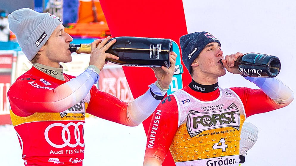 Der Doppelsieg in der Abfahrt von Gröden liess sowohl bei Marco Odermatt (links) als auch bei Shootingstar Franjo von Allmen die Kasse klingeln.