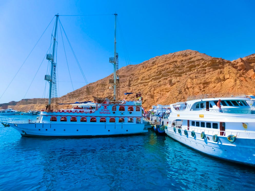 Der junge Mann verstarb auf einer Bootstour. (Symbolbild)